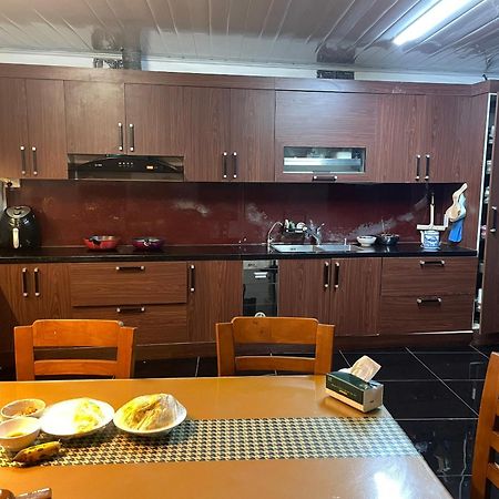 Lee Homestay Hanoi Exteriör bild