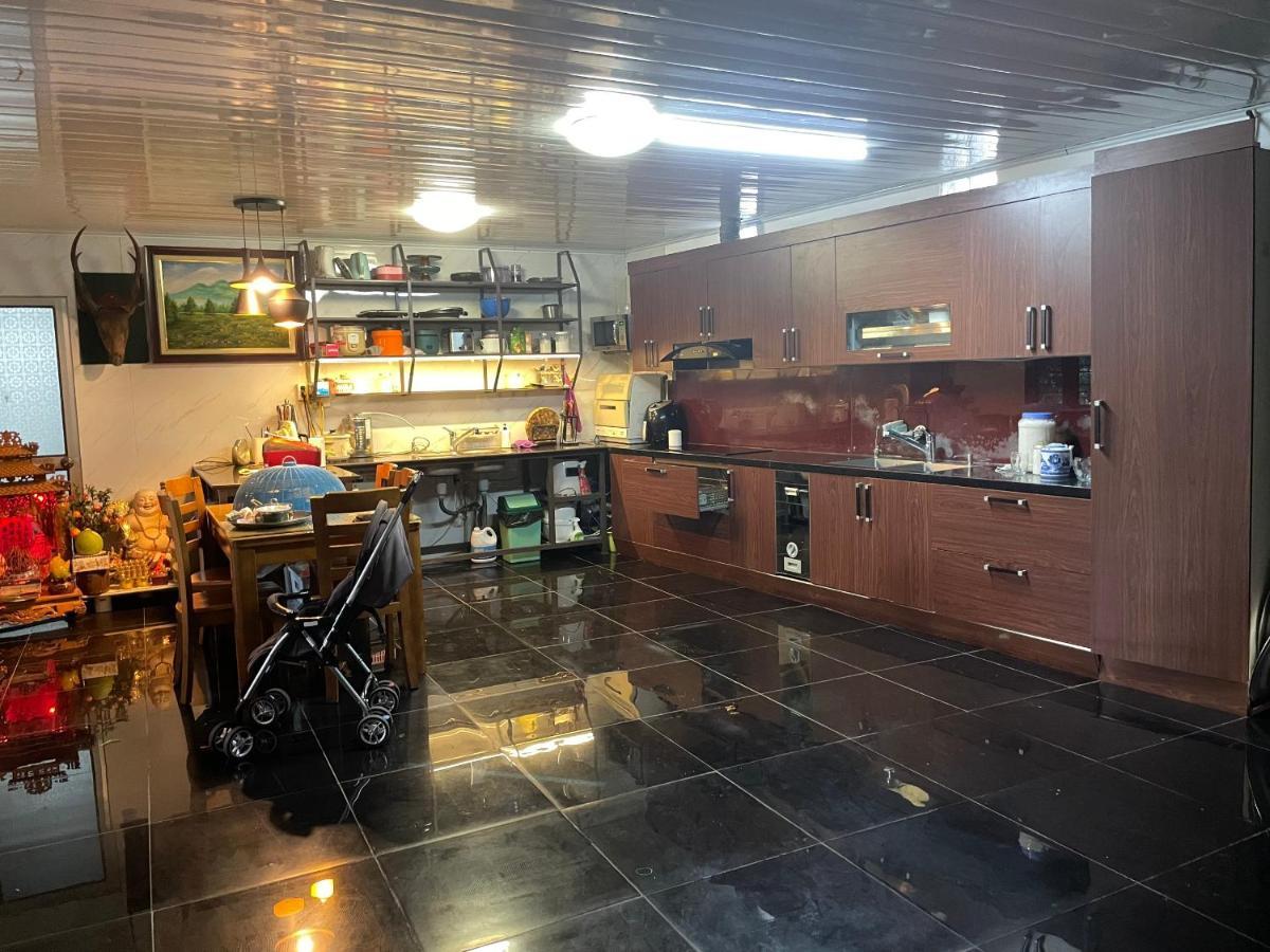 Lee Homestay Hanoi Exteriör bild