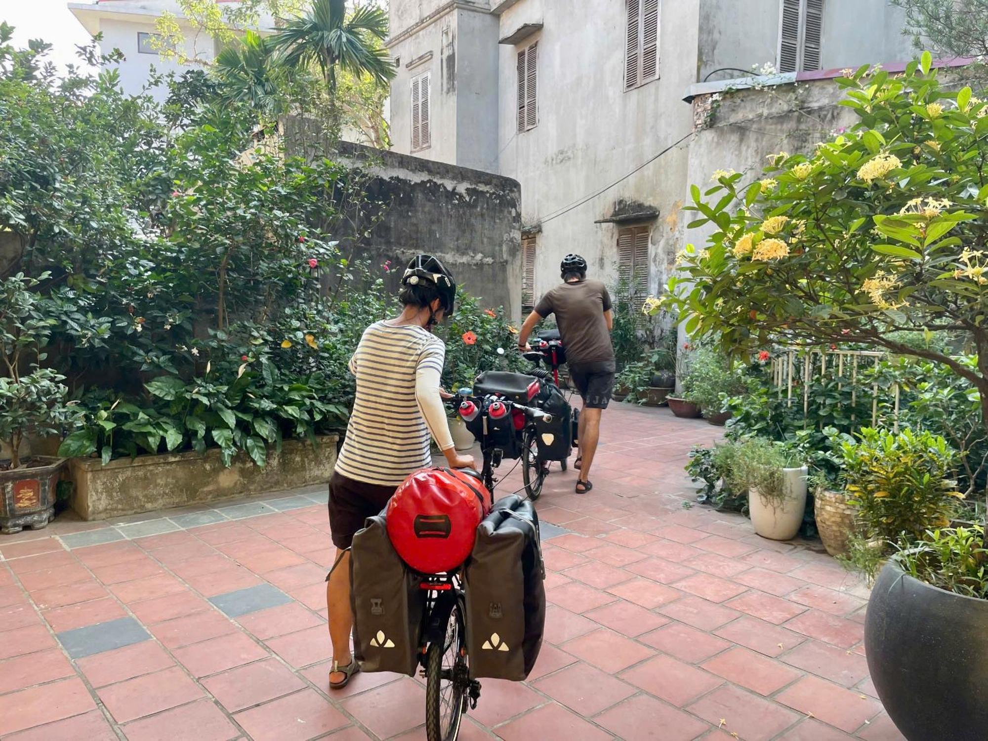 Lee Homestay Hanoi Exteriör bild